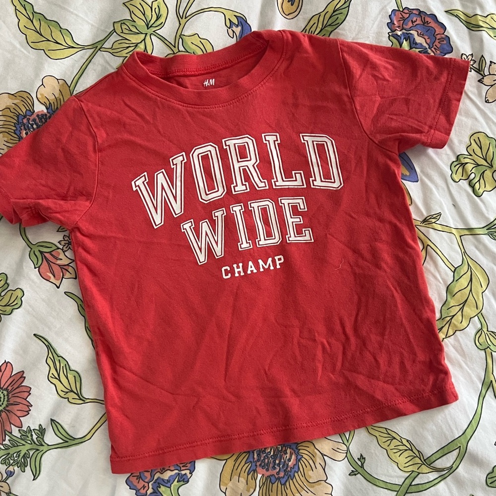 2T H&M toddler boys world champ tee